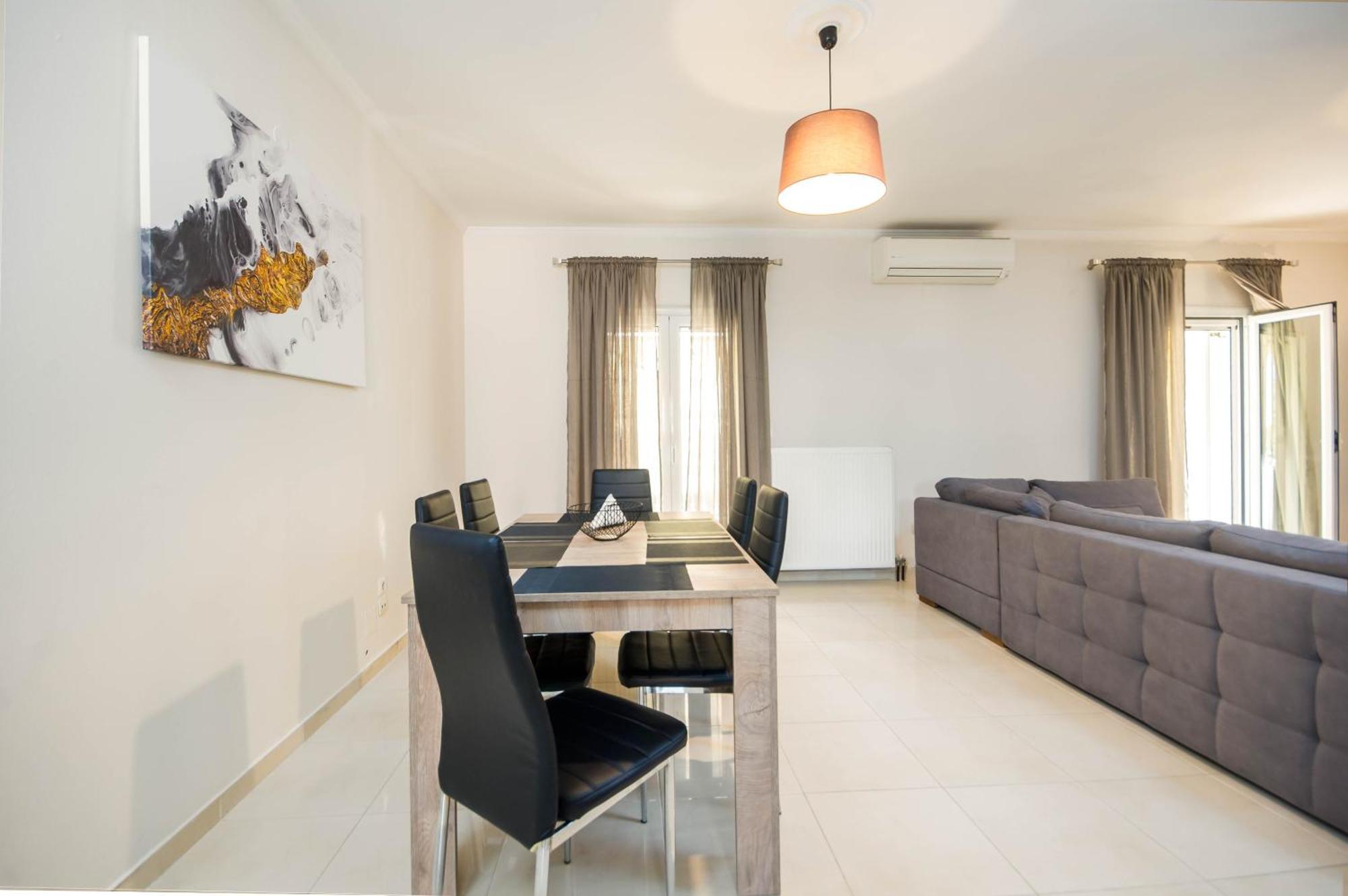 Διωροφη Μεζονετα-2Km Απο Το Κεντρο-Iliana House Apartment Alepou Exterior photo